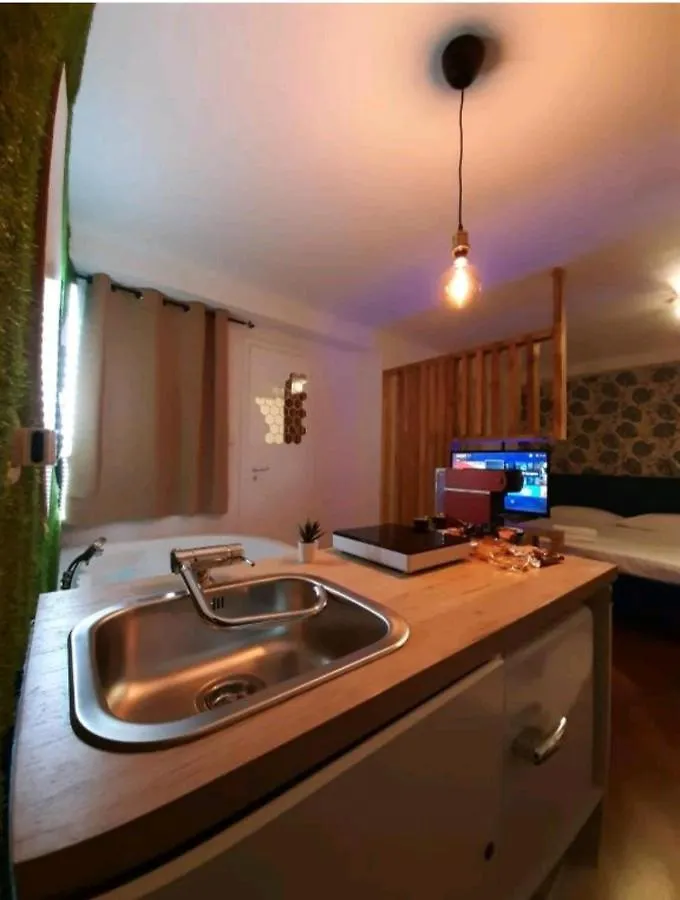 Apartment Green Room Bari